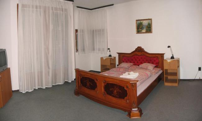 Nadix Panzio Bed and Breakfast Debrecen Exterior foto